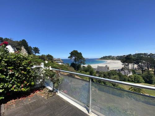 Appartement VUE MER avec terrasse à PERROS-GUIREC - Réf 906 - Location saisonnière - Perros-Guirec