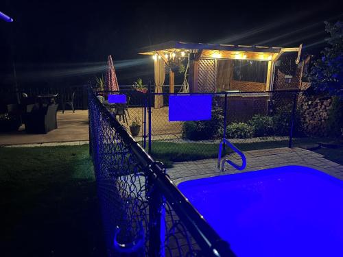 สระว่ายน้ำ, Le Loft Riverstone CITQ 3O1849 in เซนต์-ฟอย (QC)