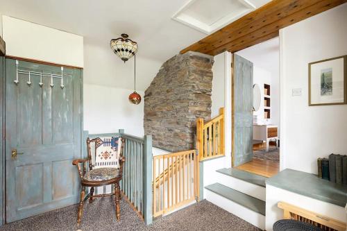 HIGH TREES BYRE - Two bed Cottage with Log Burner & Incredible Views