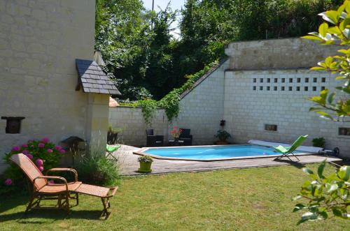 Chambre Pantagruel Le dolmen in Thizay