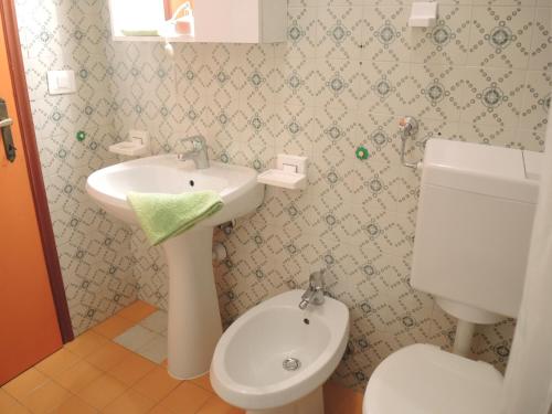 Two-Bedroom Apartment image 10