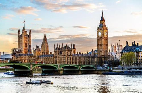 Picture of Modern Serviced 3-Bedroom Flat In East London