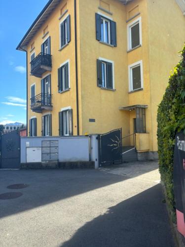 Small apartments in Lamone in Lugano