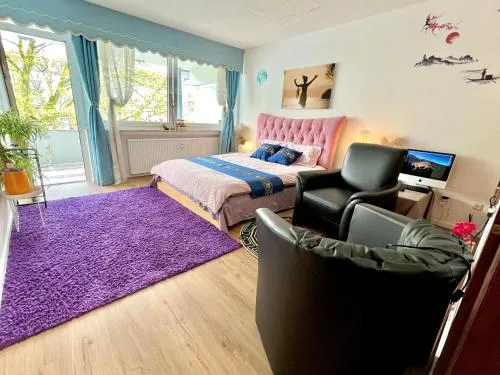 Stylish, Cozy & Quiet Apartment with one and half rooms in District 1 in Düsseldorf, Deutschland