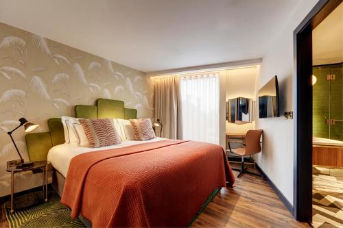 hotel photo