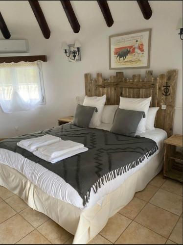 1 queen bed