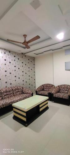 Eco Living House- large group accommodation.