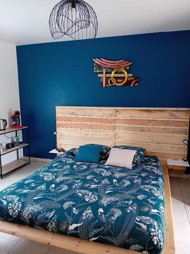 1 queen bed