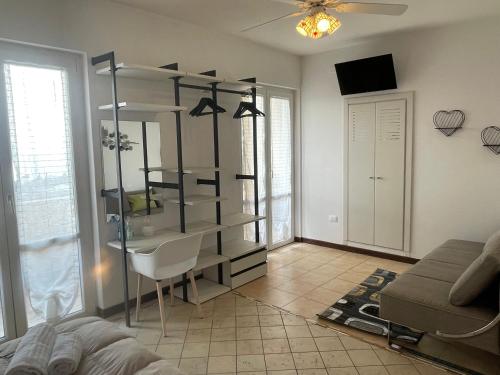 Comfort Triple Room image 5