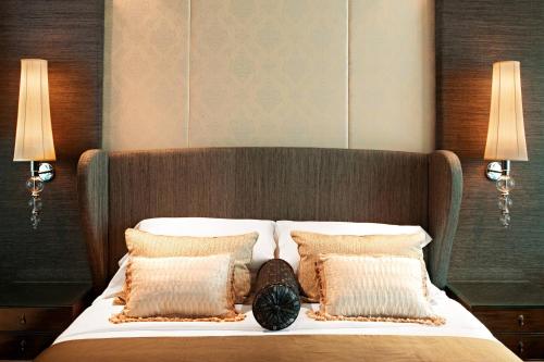 Grand Deluxe Guest room, City view image 2