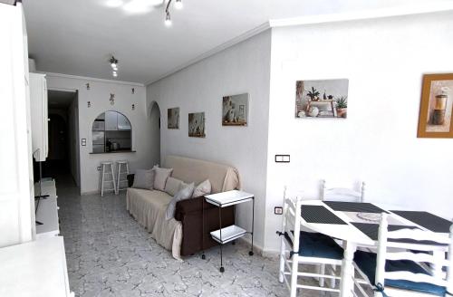 Balcony/terrace, Alba Apartman Torrevieja in Torrevieja