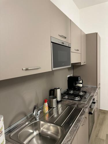 Casa Giorgia a 4 fermate metro dal Vaticano, Rzym (zdjęcie 10)
