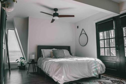 The Juniper House near Poughkeepsie & New Paltz in Highland, USA