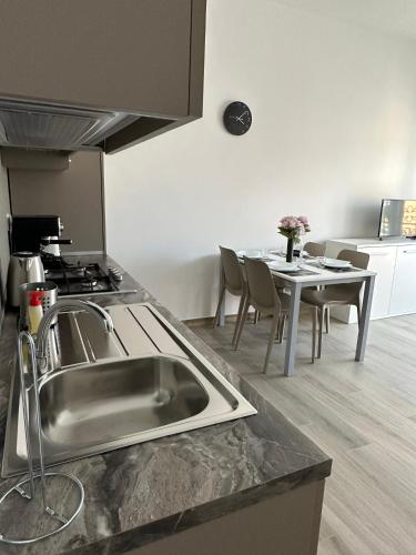 Casa Giorgia a 4 fermate metro dal Vaticano, Rzym (zdjęcie 9)