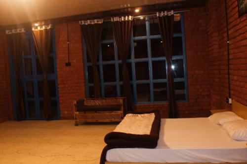 corbett safari room & adventure