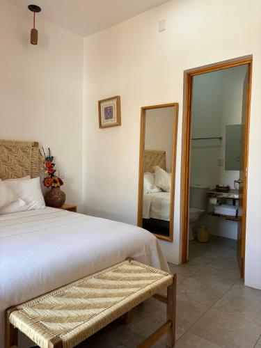 Santa Cecilia Hotel - image 2