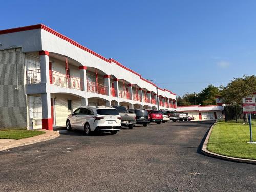 River Forest Inn