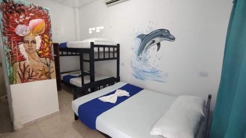 1 double bed, 2 twin beds, 1 bunk bed