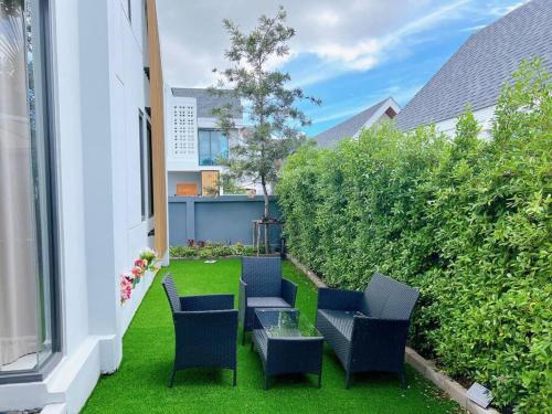 Anya Pool Villa Pattaya 1