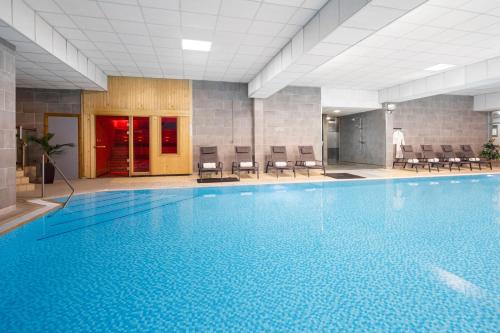 539126288 Edinburgh Marriott Hotel Holyrood