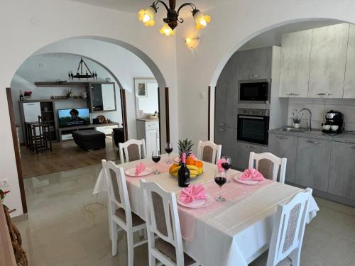 House Nada apartman in Muntic