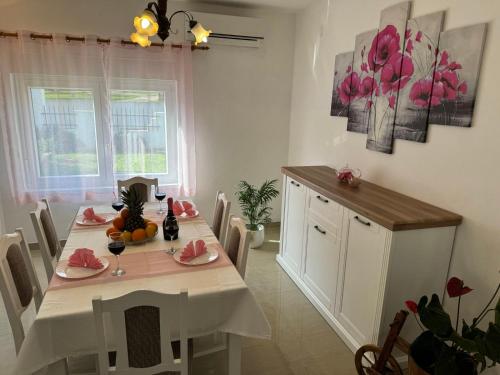 House Nada apartman in Muntic