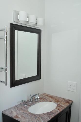 Queen Room with Kitchenette