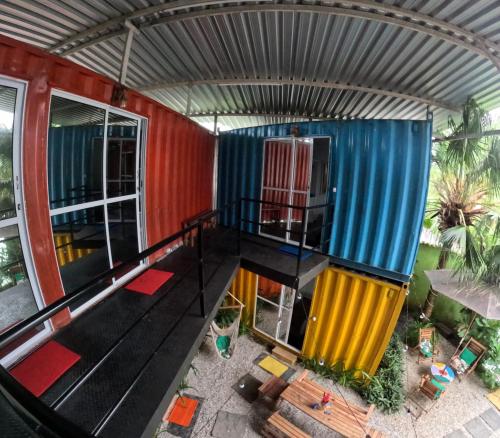 Exterior view, Container Hospedaria Paraty in Paraty