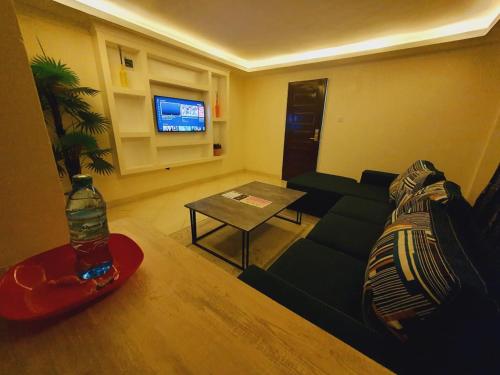 Iekārtas, Comfort E Suites in Kiserian