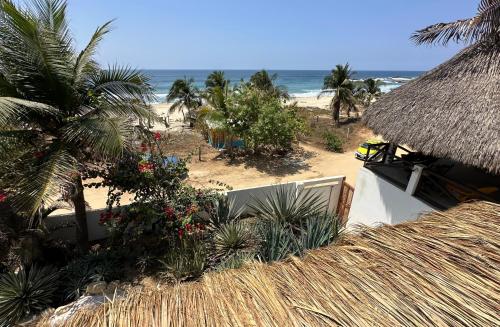 Beachfront Paradise Boutique Hotel Room Type - King Room with Garden View