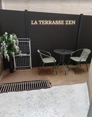 La Terrasse Zen DACHER - Superbe appartement 30 m2 tout équipé avec terrasse cœur Vichy proche gare Thermes Cures - Location saisonnière - Vichy