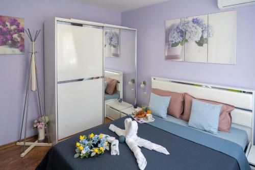 Luxury 2BR Retreat in Central Varna