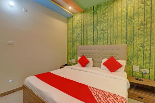 Super OYO Flagship Hotel Kriti Green