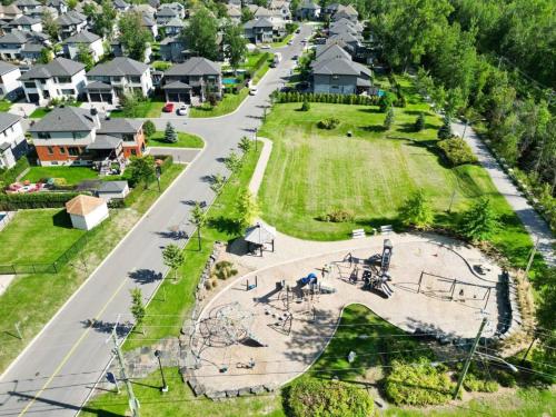 Γύρω περιβάλλον, L'Oasis Urbaine in Longueuil (QC)