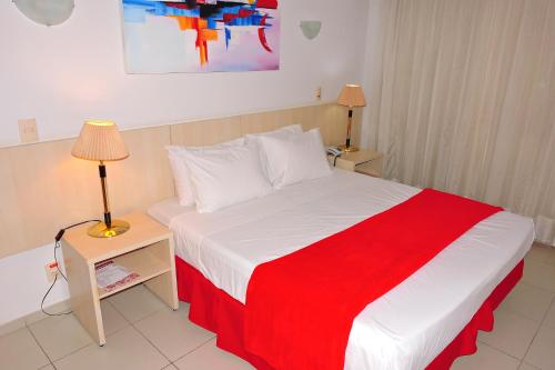 Bay Park Hotel Resort - image 3