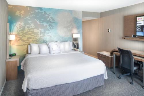 King Room with Sofa Bed