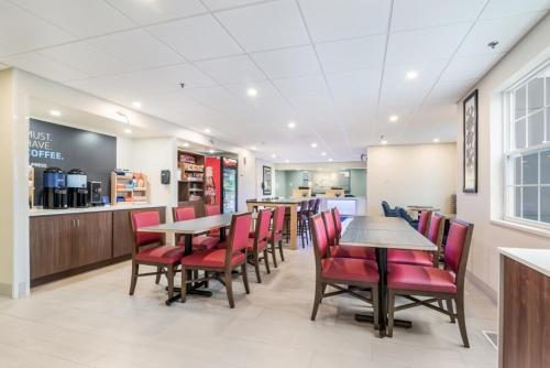 Holiday Inn Express - Plymouth an IHG Hotel - image 11