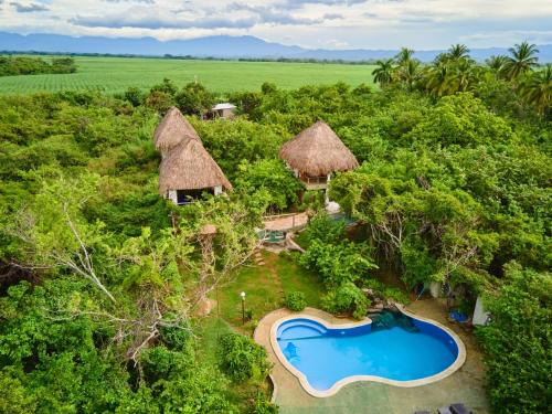 Rodyti, NAIA - Miravalle in Sonsonate