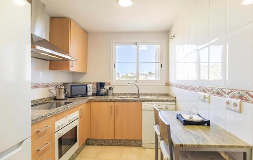 Küche, Schöne Wohnung In Benalmádena (Lovely Apartment In Benalmadena) in Rancho Domingo