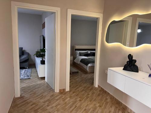 New modern Tirana apartment, Tirana (photo 10)