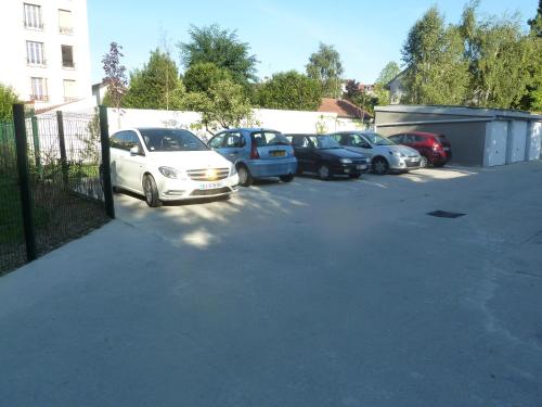 Coquet Appartement chambre d'hôte Livry-Gargan