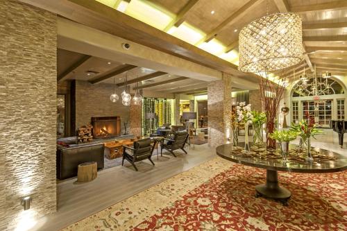 Lobby, Bernardus Lodge & Spa in Carmel Valley (CA)