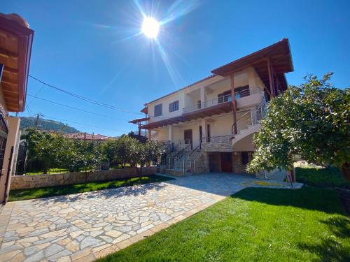 Villa Berat - Castle View & Traditional Breakfast