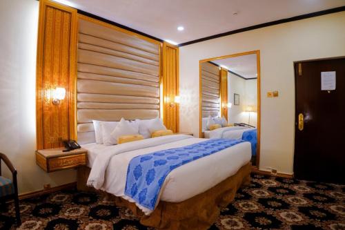 Indus Hotel Hyderabad