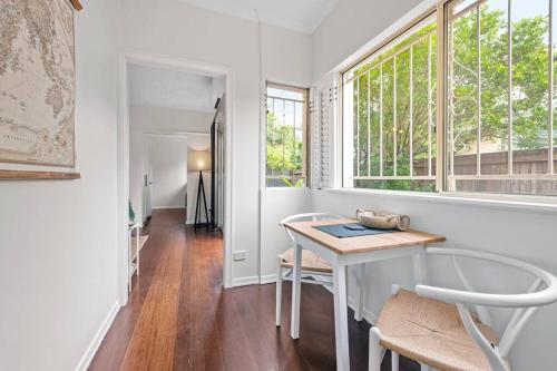 Quiet & Bright Art Deco Apartment by New Farm Park, Brisbane (Foto 6)