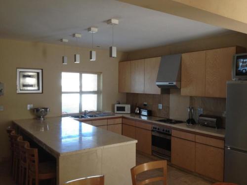 Calypso Beach Holiday House in Calypso Beach