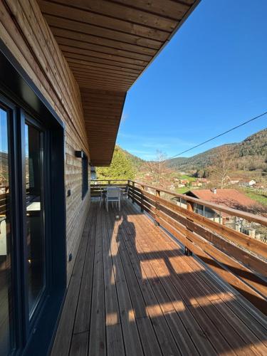 Chalet du Faubourg & Jacuzzi, proximité Gerardmer & La Bresse