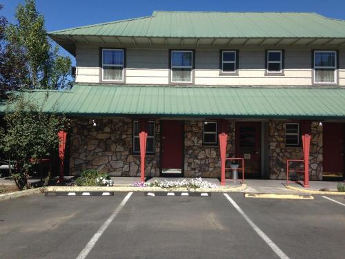 Rugged Country Lodge - 숙소 외관