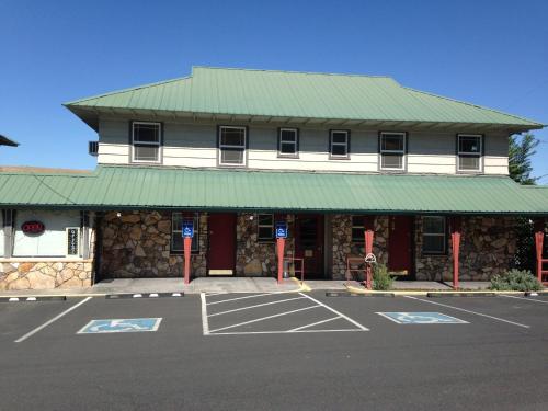 Rugged Country Lodge - 숙소 외관