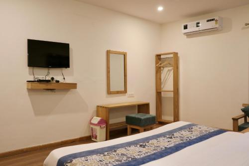 Superior Double Room image 10